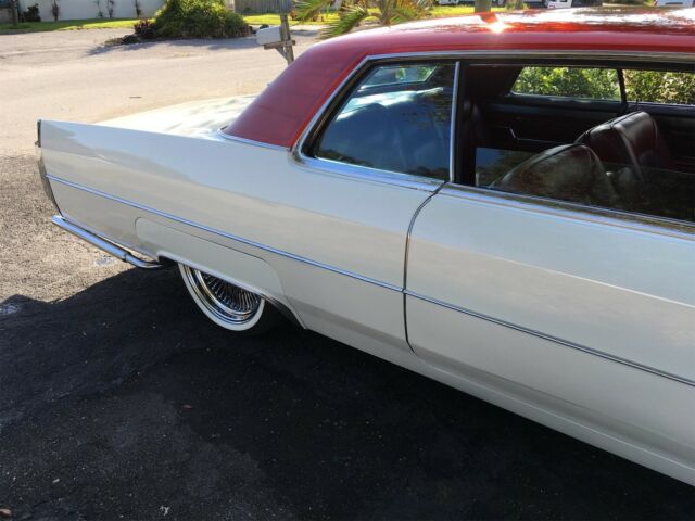 Cadillac DeVille 1965 image number 26