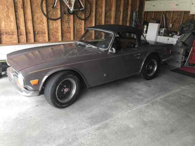 Triumph TR6 1972 image number 1