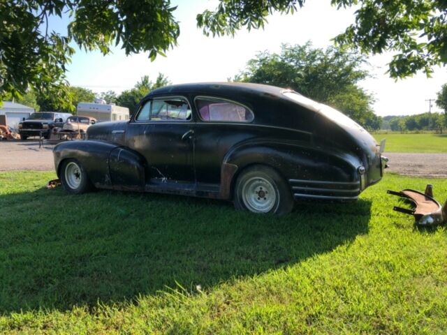 Chevrolet Fleetline 1948 image number 2