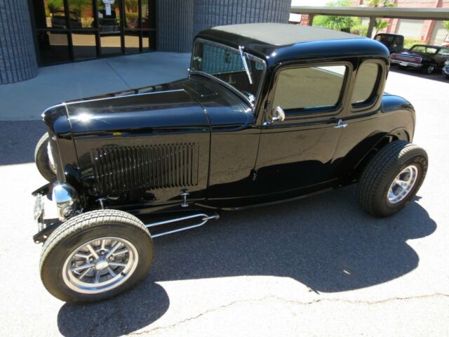 Ford Coupe 1932 image number 11