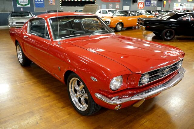 Ford Mustang 1965 image number 19