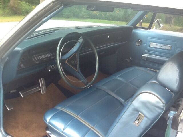 Chrysler Newport 1970 image number 3