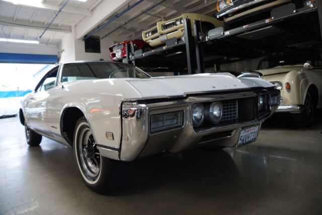 Buick Riviera 430/360HP V8 2 Dr Hardtop Coupe 1968 image number 7