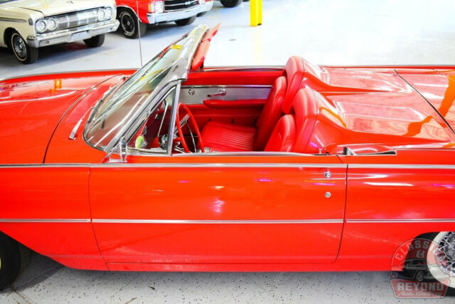 Ford Thunderbird 1962 image number 38