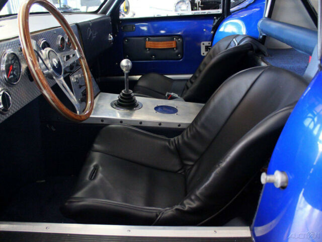 Ford Shelby Daytona Coupe Replica 1965 image number 21