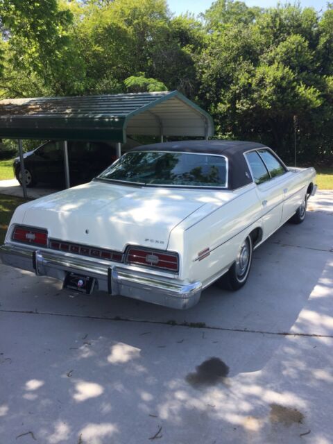 Ford LTD 1973 image number 14