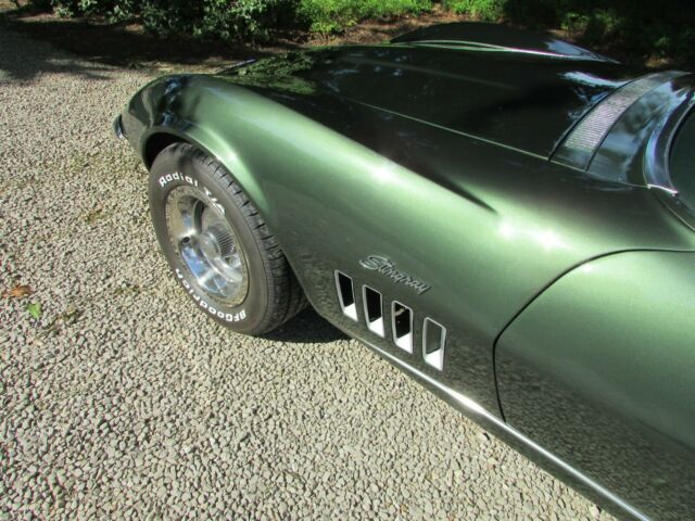 Chevrolet Corvette 1969 image number 21