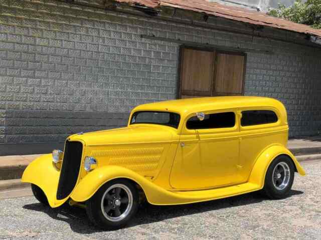 Ford Model 40 1933 image number 1