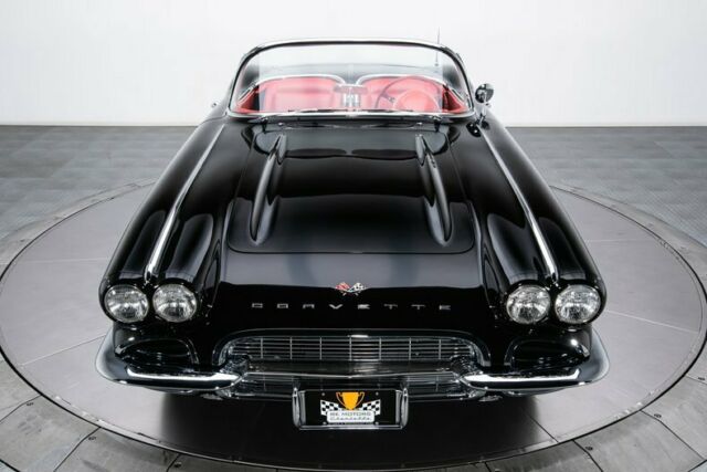 Chevrolet Corvette 1961 image number 19