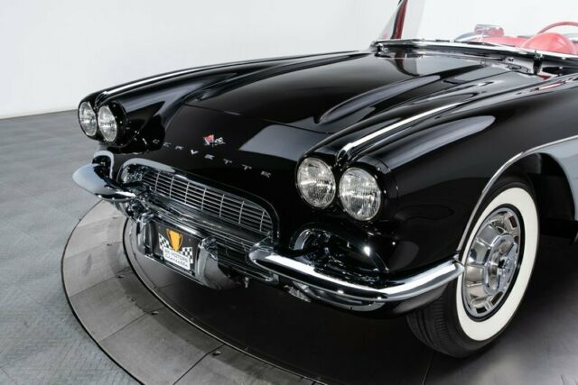 Chevrolet Corvette 1961 image number 40