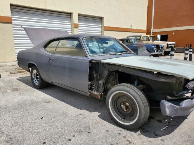 Plymouth Duster 1970 image number 27