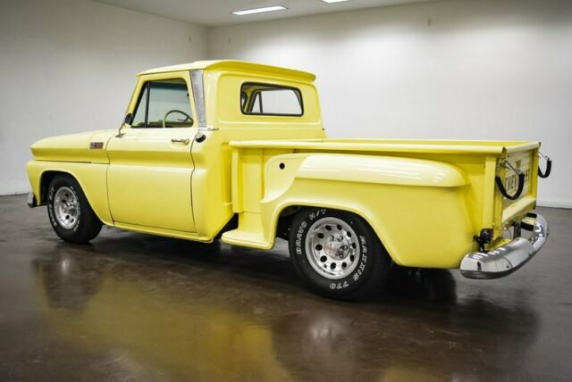 Chevrolet C-10 1965 image number 28