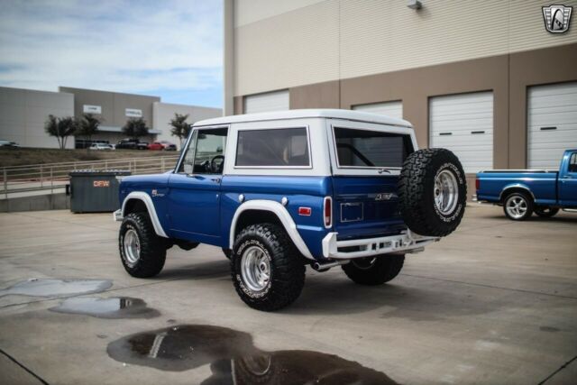 Ford Bronco 1975 image number 36