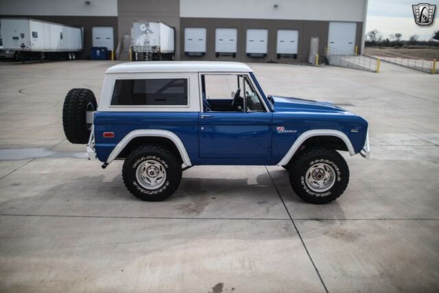 Ford Bronco 1975 image number 44