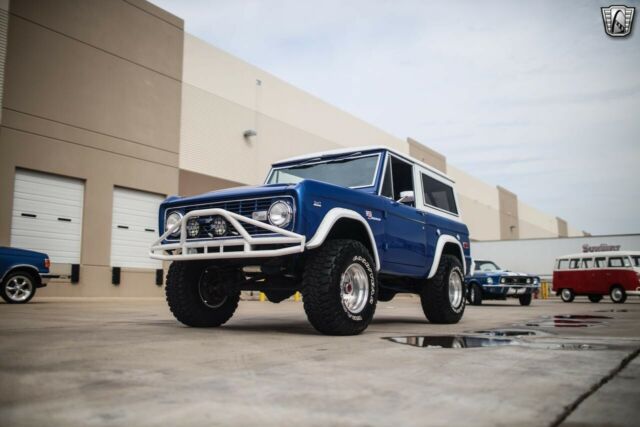 Ford Bronco 1975 image number 7