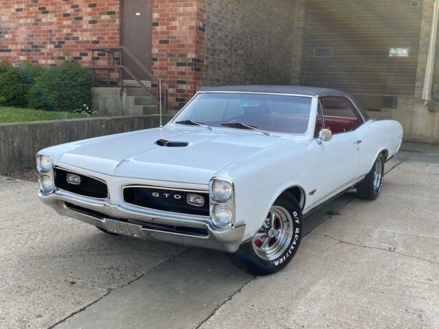 Pontiac GTO 1966 image number 39