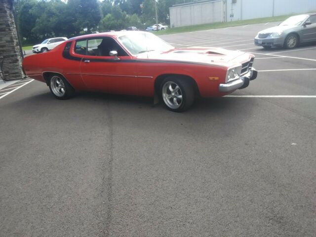 Plymouth Road Runner 1973 image number 18