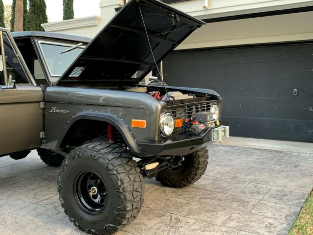 Ford Bronco 1973 image number 30