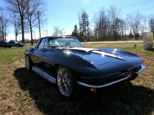 Chevrolet Corvette 1965 image number 5