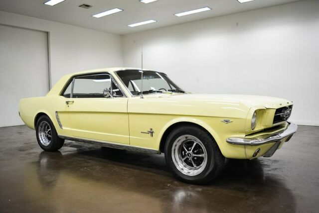 Ford Mustang 1965 image number 0