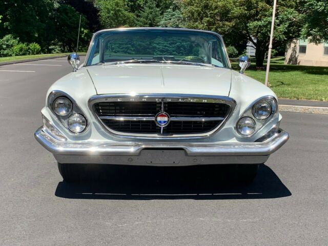 Chrysler 300 Series 1961 image number 6