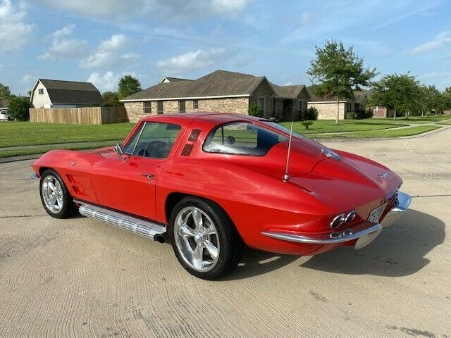 Chevrolet Corvette 1964 image number 0