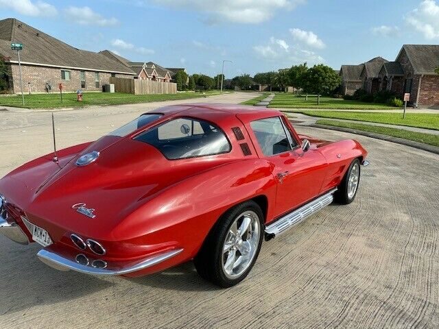 Chevrolet Corvette 1964 image number 15