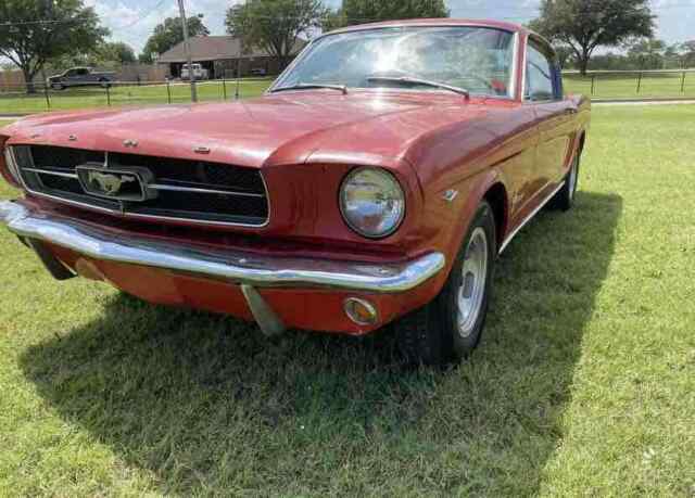 Ford Mustang Fastback 2.2 1965 image number 10