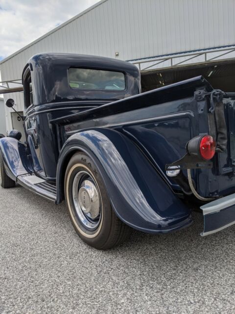 Ford Pickup 1935 image number 32