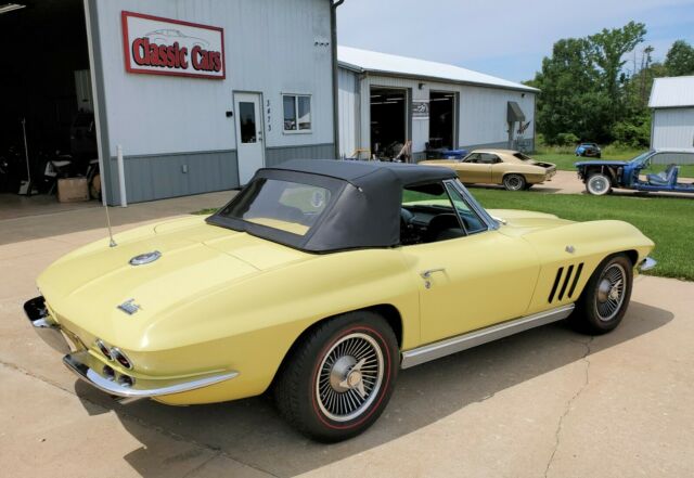 Chevrolet Corvette 1966 image number 4