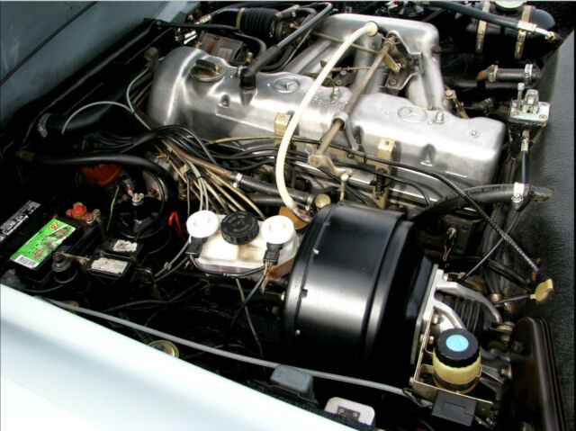 Mercedes-Benz SL-Class 1970 image number 19