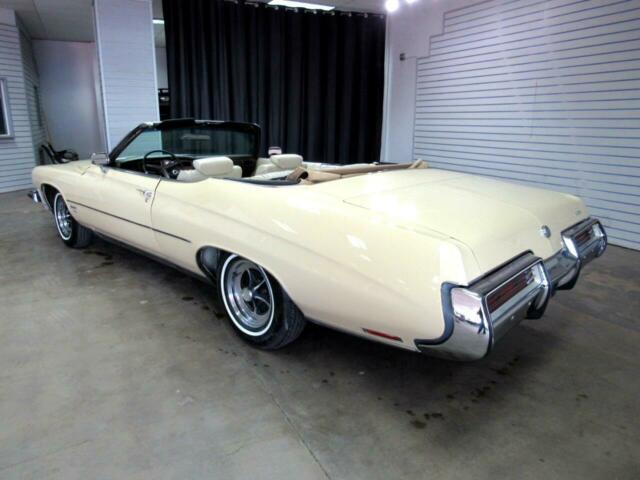 Buick Centurion 1973 image number 28