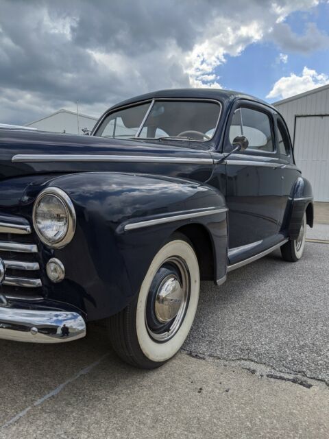 Ford Super Deluxe Coupe 1947 image number 0