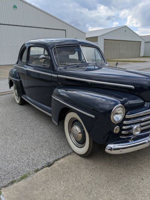 Ford Super Deluxe Coupe 1947 image number 12