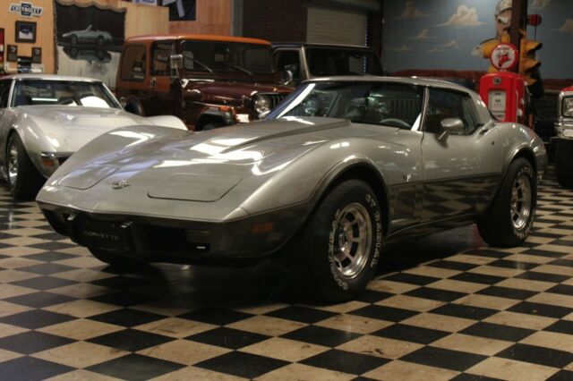 Chevrolet Corvette 1978 image number 17