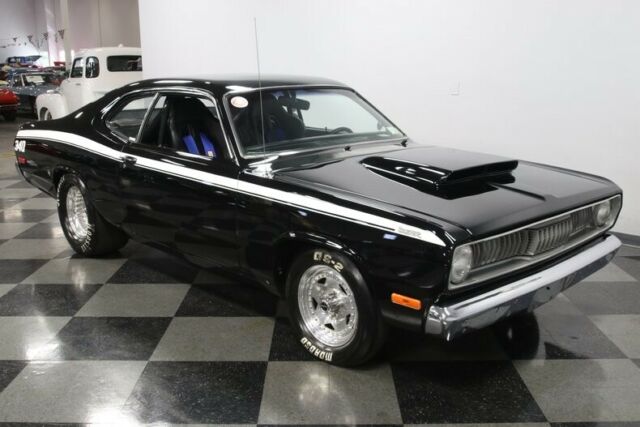 Plymouth Duster 1972 image number 17