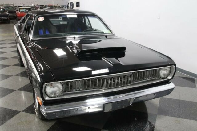 Plymouth Duster 1972 image number 18