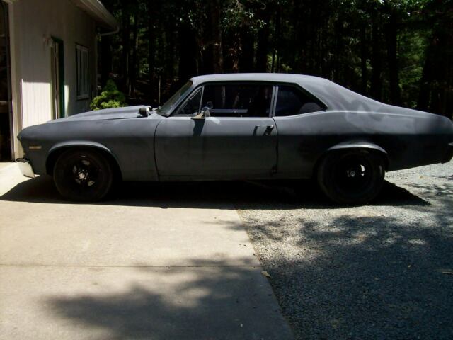 Chevrolet Nova 1972 image number 1