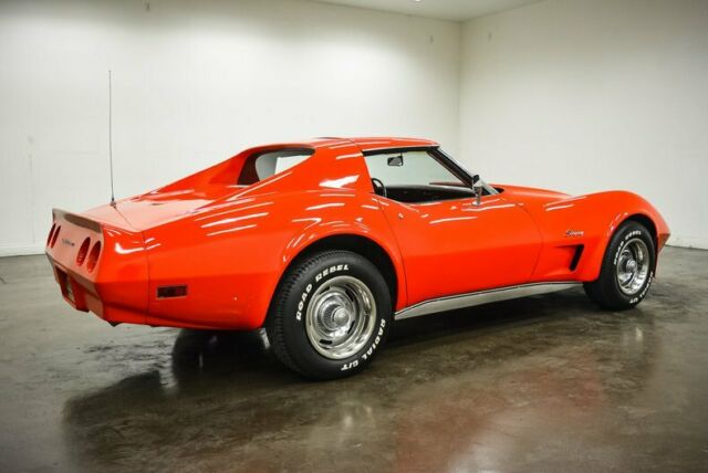 Chevrolet Corvette 1974 image number 29