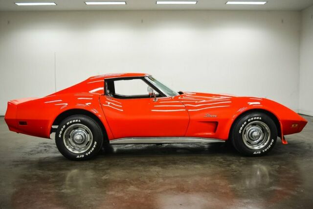 Chevrolet Corvette 1974 image number 30