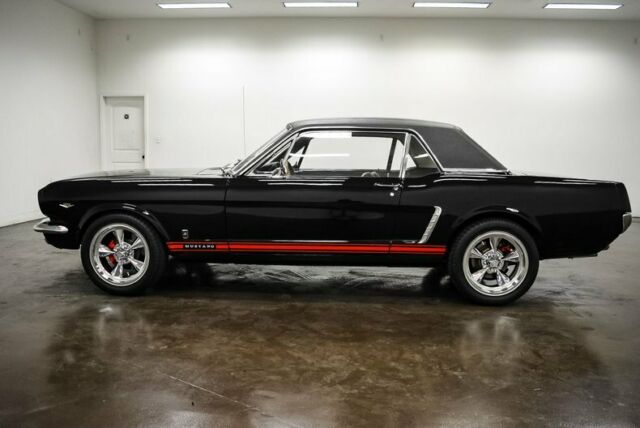 Ford Mustang 1965 image number 27