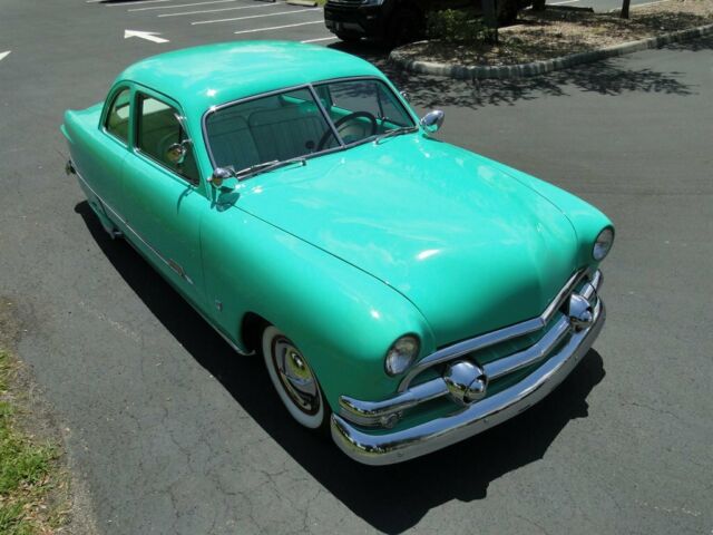 Ford Business Coupe 1951 image number 16