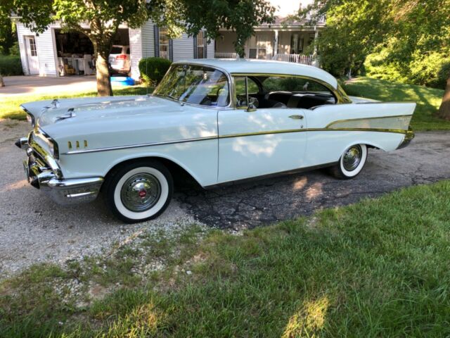 Chevrolet Bel Air/150/210 1957 image number 2