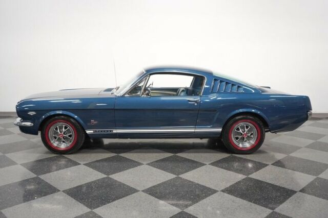 Ford Mustang 1965 image number 31