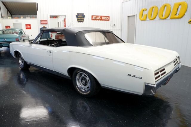 Pontiac GTO 1967 image number 15