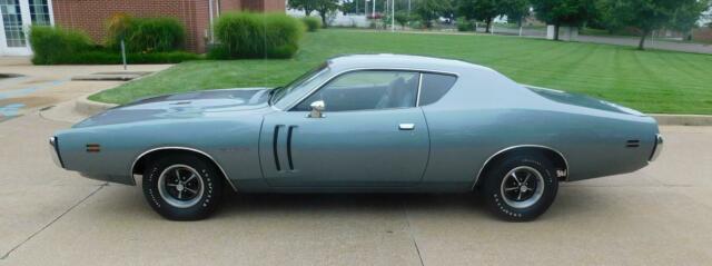 Dodge Charger 1971 image number 15