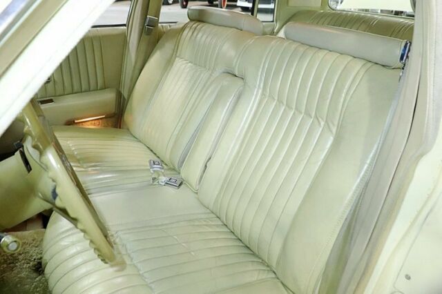 Cadillac Seville 1976 image number 1