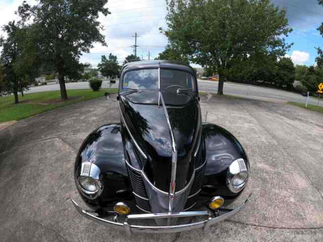 Ford Business Coupe 1940 image number 0