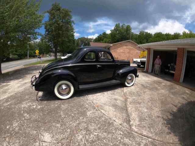 Ford Business Coupe 1940 image number 12