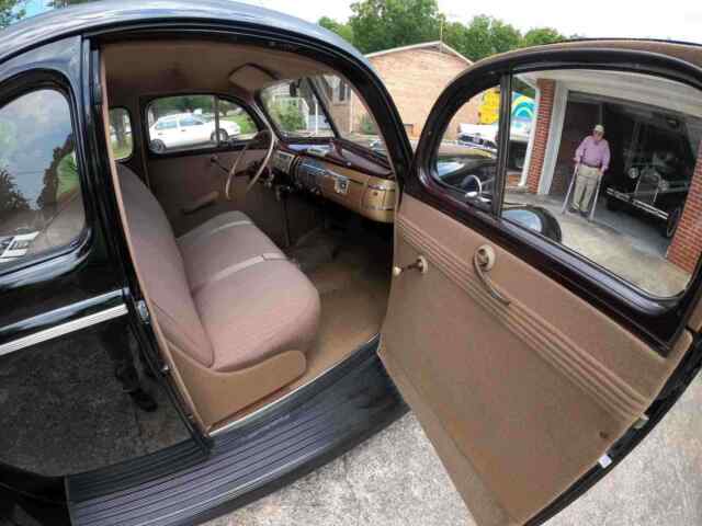 Ford Business Coupe 1940 image number 17